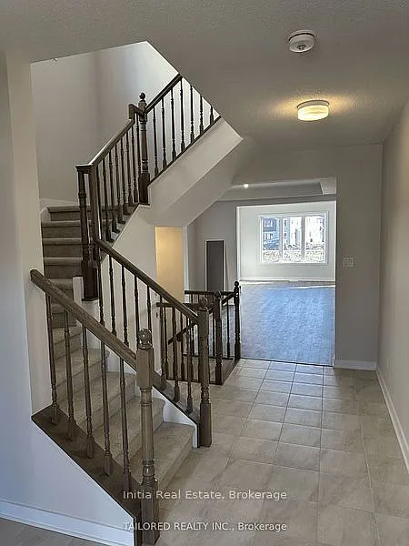 4 bed, $3,200 — Photo 2