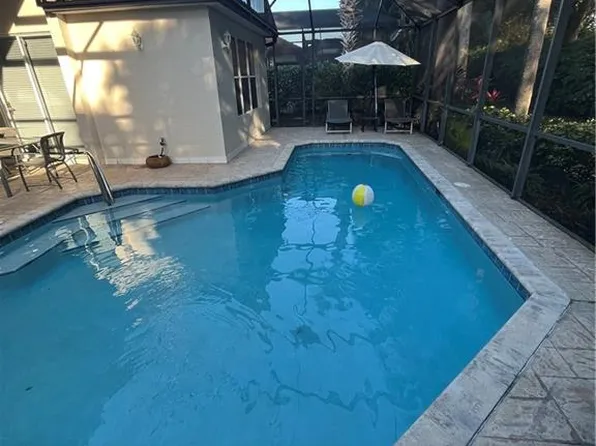 8824 Ventura Way, Naples, FL 34109