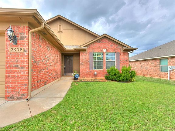 5th image of 2609 NW 184th St