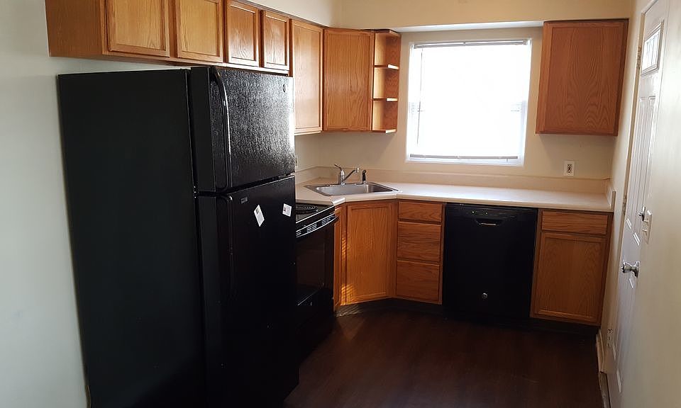 1st image of 1818 Winters Dr