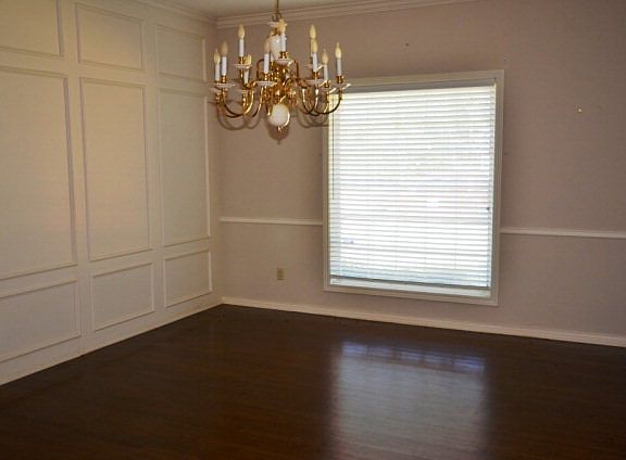 5th image of 2210 Melissa Dr