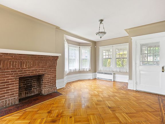 2nd image of 1725 Newkirk Ave