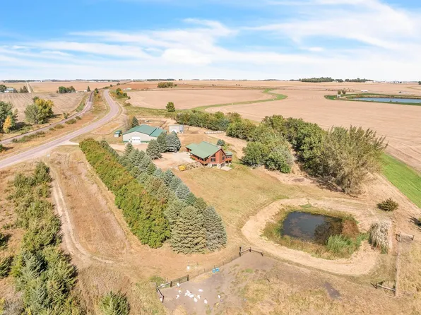 1446 Northwest Blvd, Sibley, IA 51249