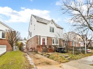6435 Dieterle Cres, Rego Park, NY 11374
