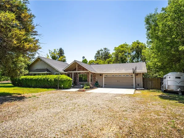 17359 Bell Dr, Livingston, CA 95334