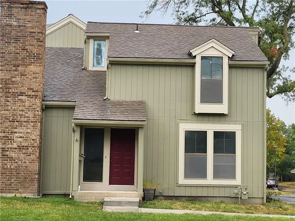 12144 W 82nd Ter, Lenexa, KS 66215