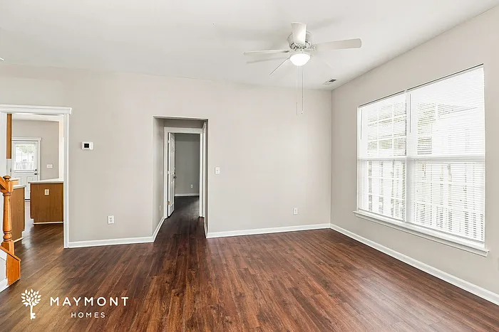 6 bed, 3.0 bath, 3070 sqft, $2,695 — Photo 4