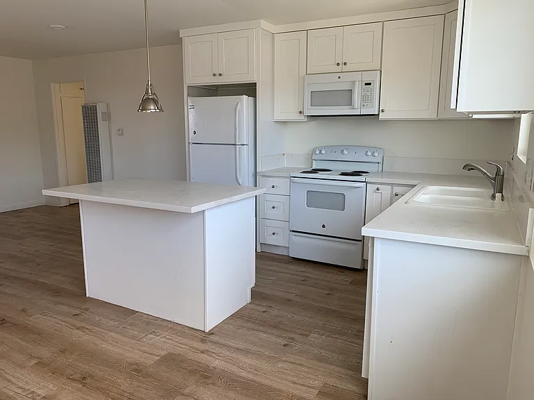 2300 Delaware St #7 — Photo 6