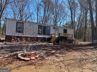 10 Garden Lake Dr, Carrollton, GA