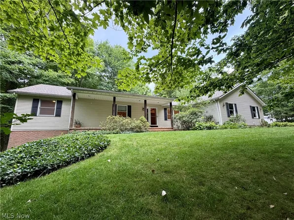 11578 Wilbert Rd, Chardon, OH 44024