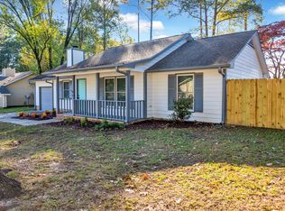 7213 Pebblebrook Dr, Fayetteville, NC 28314