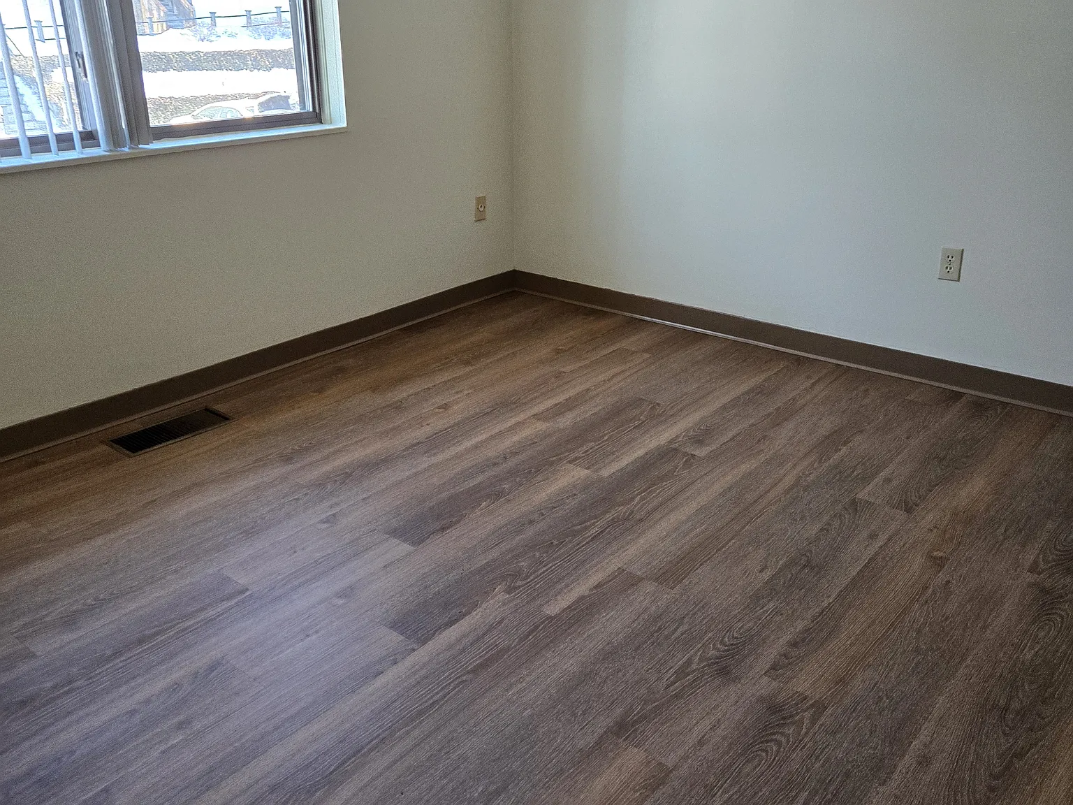 2291 Washington St — Photo 4