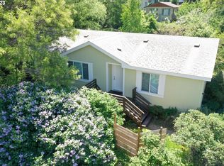 414 W 12th St, The Dalles, OR