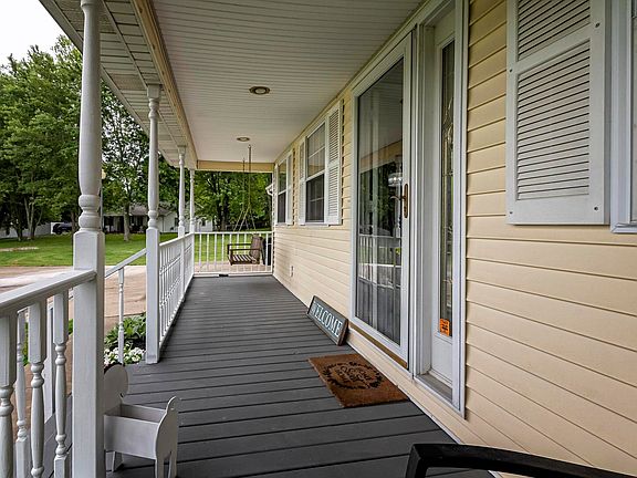 4th image of 108 Sidney Ln