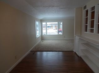 1126 Middle St, Mediapolis, IA 52637
