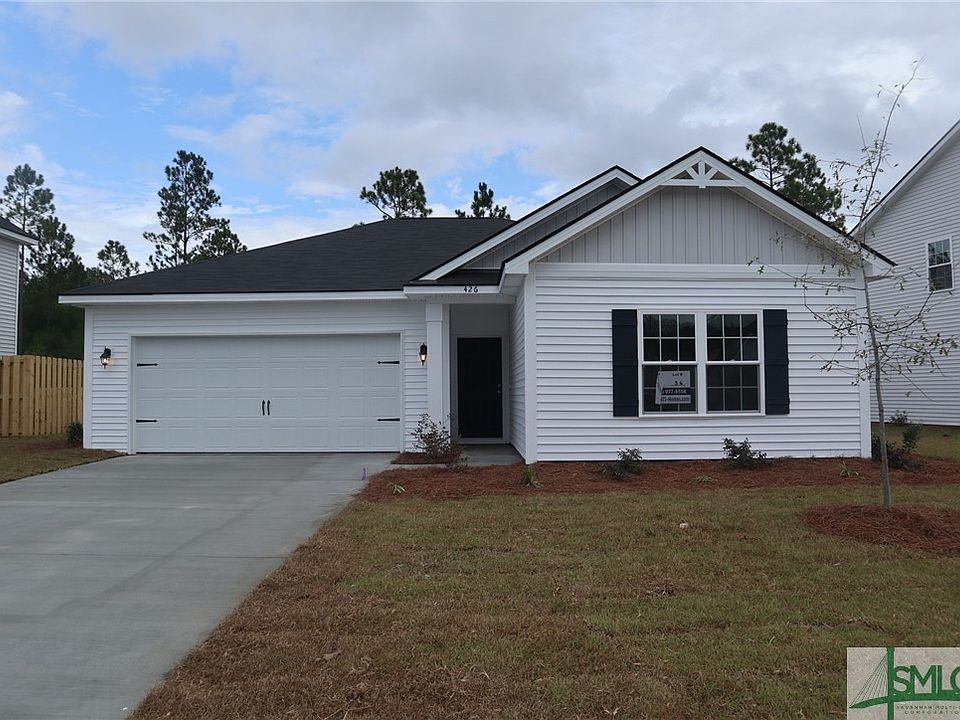 1st image of 426 Brightleaf Circle NE