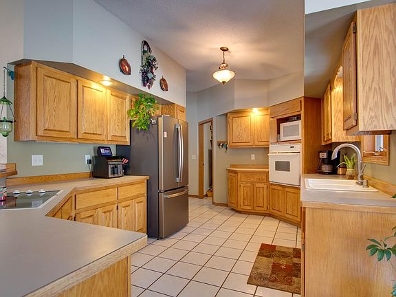 4th image of 2497 Grange Rd NW