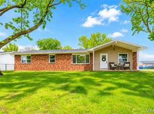 615 Texas Blvd, Bethalto, IL 62010