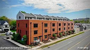 2 bed, 2.0 bath, 1000 sqft, $2,600 — Photo 1