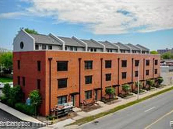 644 W Eleven Mile Rd, Royal Oak, MI 48067