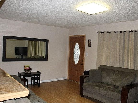 3rd image of 15223 Sylvanwood Ave #1