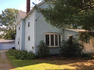 90 Center St, Seville, OH 44273