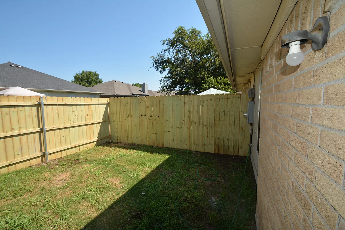 Building Photo - 3726 Hulen Park Cir #3726