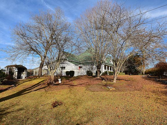 5th image of 1351 Hillabee St