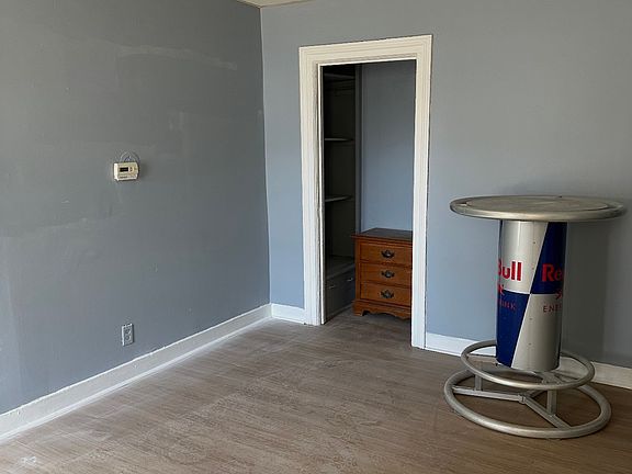 4th image of 491 Washington Ave APT 1