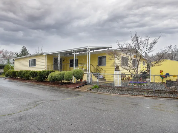 515 E Main St Unit 21, Rogue River, OR 97537