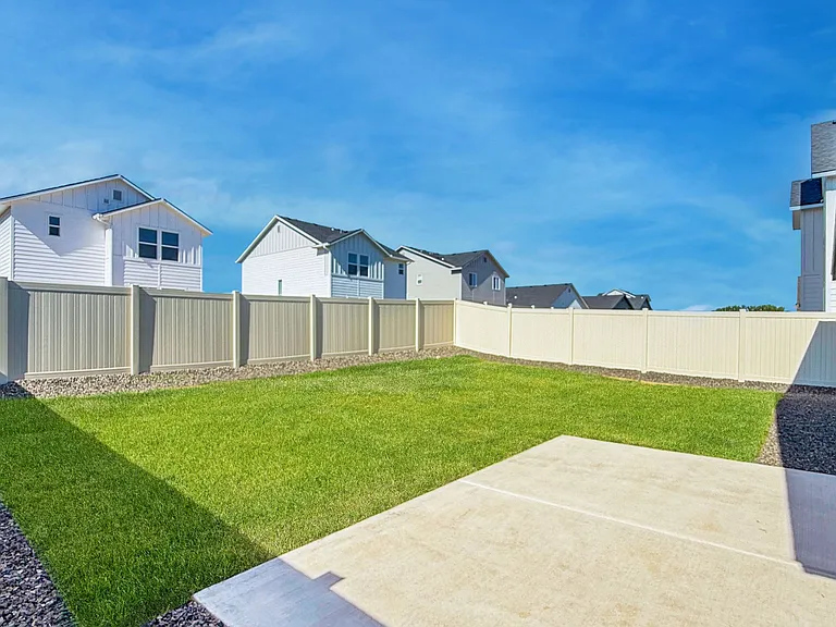 10546 W Teratai St — Photo 17