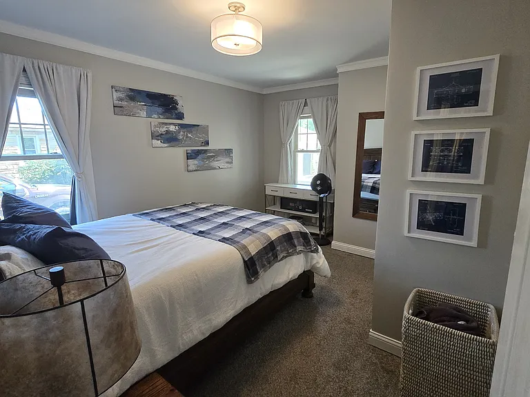 2857 S Capitol Ave — Photo 5