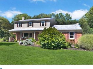 534 W Sandy Ridge Rd, Doylestown, PA 18901