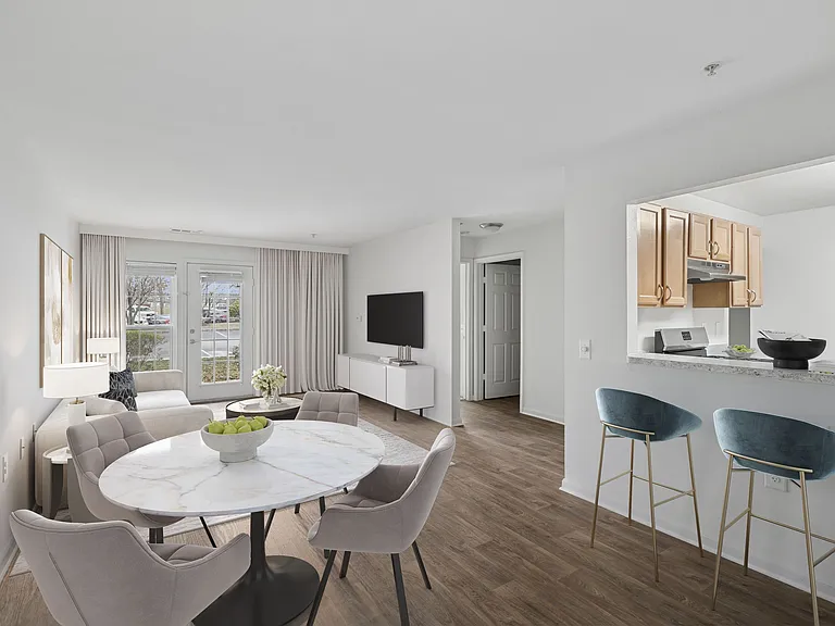 The Apartments at Wellington Trace — Photo 5