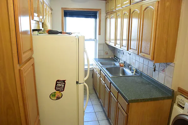 Sold by WRL Realty, LLC | media 20