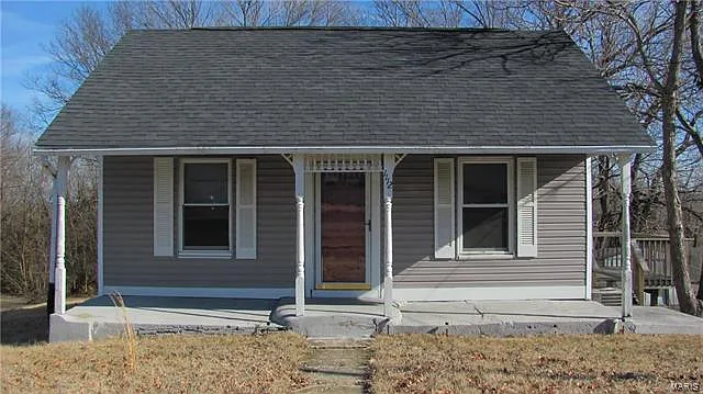 1112 Mill St photo 1