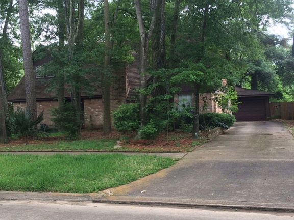 4th image of 11807 Hillbrook Dr
