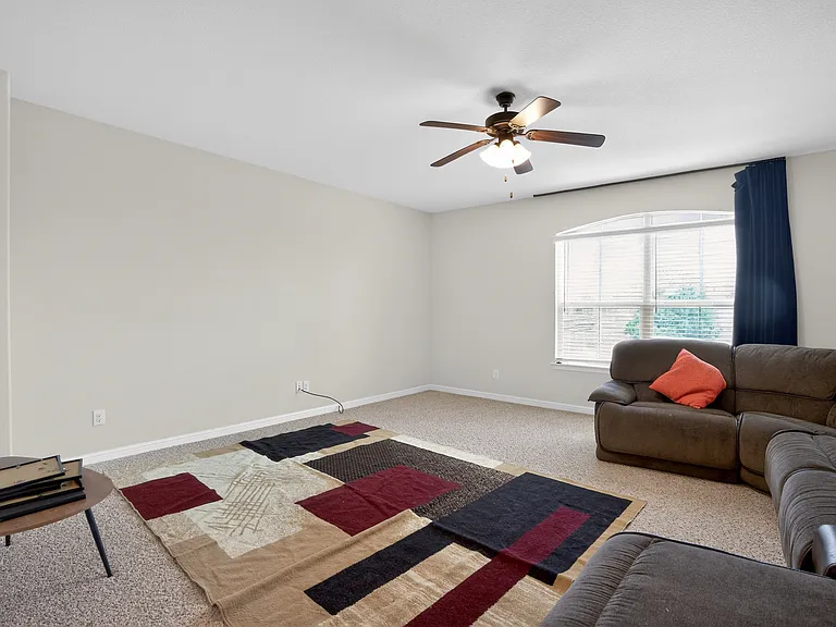 3912 Crater Cir — Photo 28