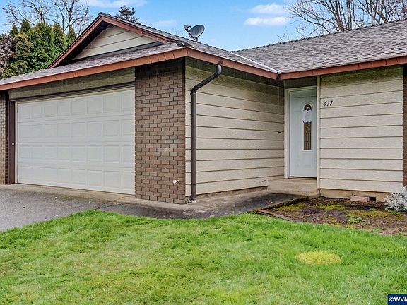 3rd image of 411 SW 9th St