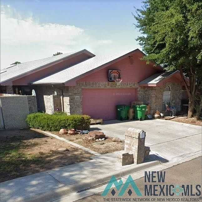 1st image of 1009 W Mesa Verde Dr