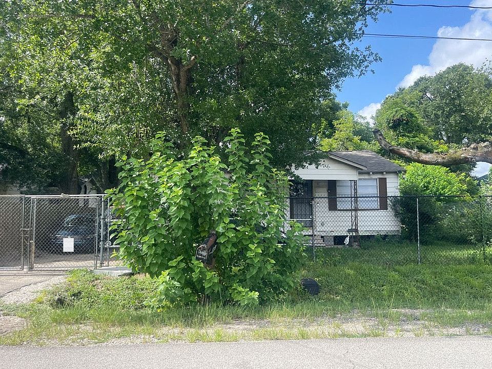 1st image of 805 Ringold St