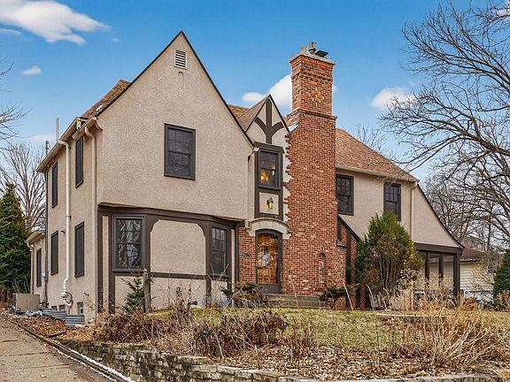3rd image of 5039 Harriet Ave