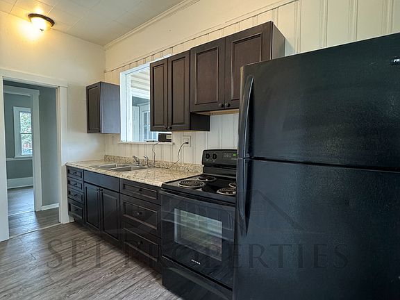 4th image of 339 E Lincoln Way #Lb39