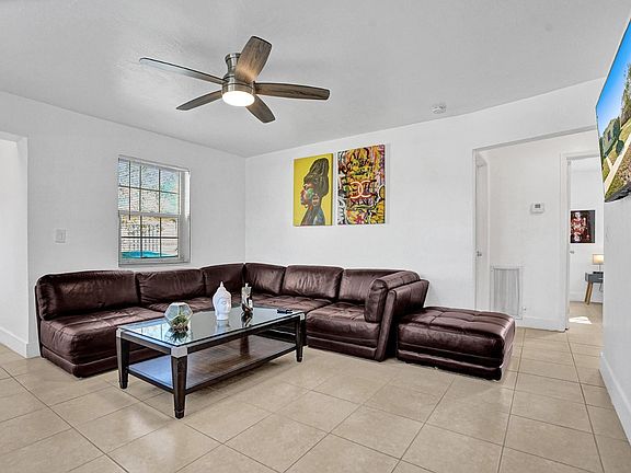 2nd image of 6110 SW 38th St