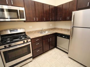 2310 N Clark St APT 3W, Chicago, IL 60614