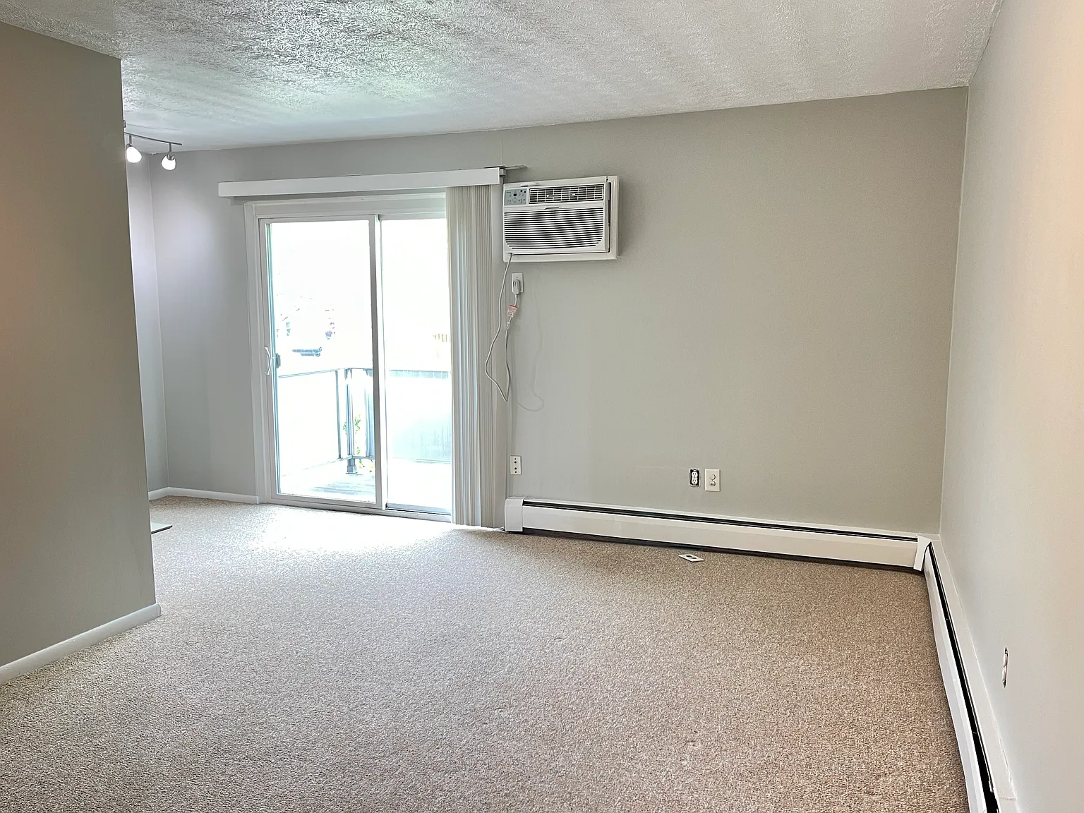 1 bed, 495 sqft, $1,175 — Photo 3