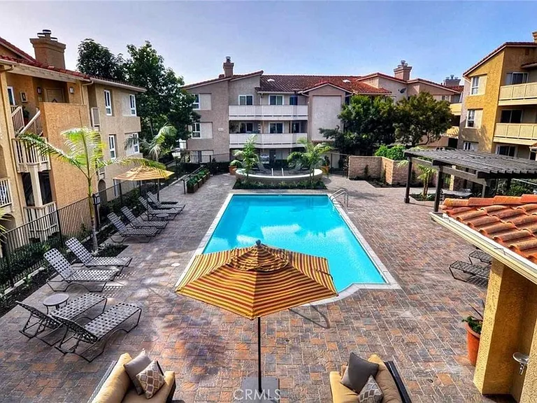 12 Corniche Dr #A — Photo 15