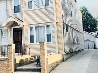 6730 52nd Rd, Maspeth, NY 11378