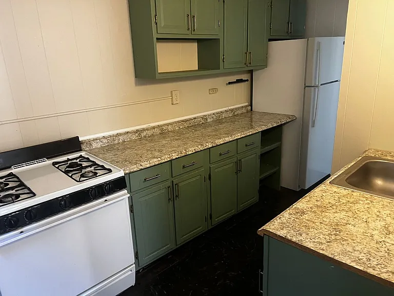 176 Chestnut Street — Photo 11