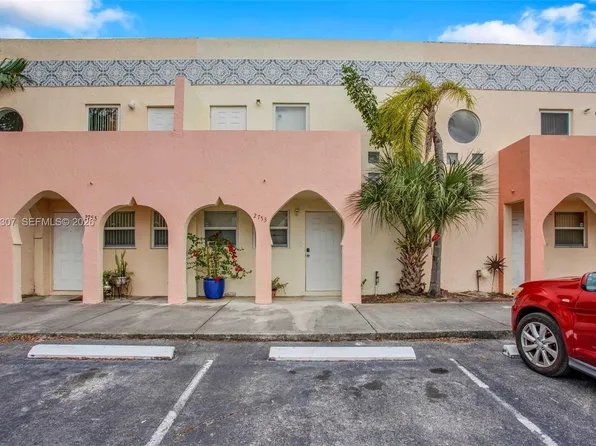 2753 NW 131st St, Opa Locka, FL 33054